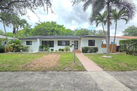 House in Miami Shores, Florida 3 bedrooms, 146.88 sq.m. № 1872242 - photo 2