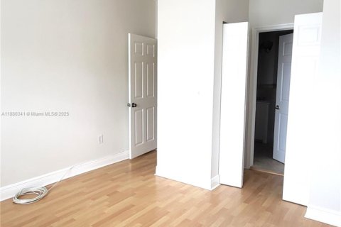 Condominio en alquiler en Miami Beach, Florida, 2 dormitorios, 87.7 m2 № 1924806 - foto 6