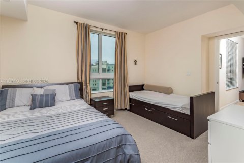 Снять в аренду кондоминиум в Майами, Флорида 1 спальня, 85.47м2, № 1988103 - фото 10