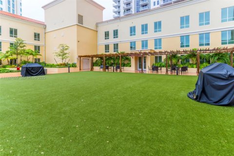 Снять в аренду кондоминиум в Майами, Флорида 1 спальня, 85.47м2, № 1988103 - фото 23