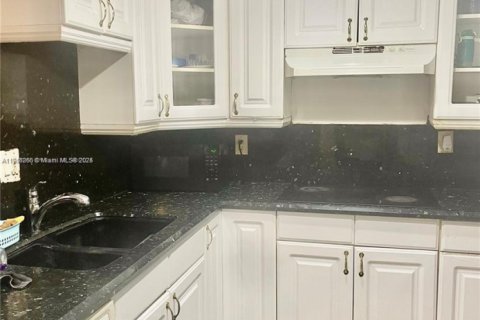 Condominio en alquiler en Deerfield Beach, Florida, 2 dormitorios, 88.26 m2 № 1967241 - foto 4