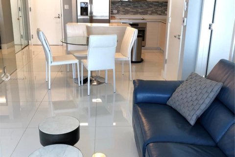 Снять в аренду кондоминиум в Халландейл-Бич, Флорида 2 спальни, № 1961659 - фото 14