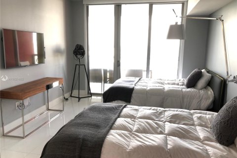 Снять в аренду кондоминиум в Халландейл-Бич, Флорида 2 спальни, № 1961659 - фото 15