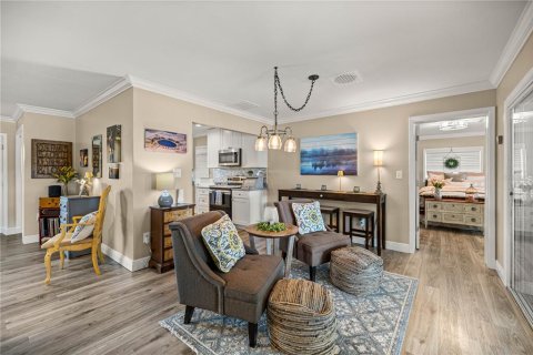 Casa en venta en Ocklawaha, Florida, 3 dormitorios, 194.17 m2 № 1914600 - foto 22