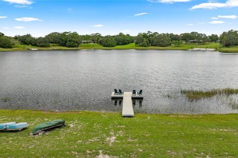 Casa en venta en Ocklawaha, Florida, 3 dormitorios, 194.17 m2 № 1914600 - foto 6