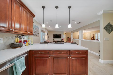 House in Palmetto Bay, Florida 4 bedrooms, 222.87 sq.m. № 2040581 - photo 14