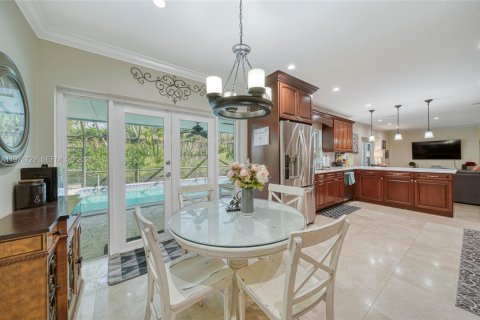 House in Palmetto Bay, Florida 4 bedrooms, 222.87 sq.m. № 2040581 - photo 13