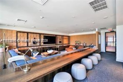 Купить кондоминиум в Майами, Флорида 1 спальня, 63.55м2, № 1984888 - фото 18