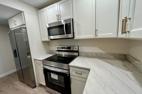 Copropriété à vendre à Lantana, Floride: 1 chambre, 69.31 m2 № 2146613 - photo 5