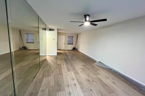 Copropriété à vendre à Lantana, Floride: 1 chambre, 69.31 m2 № 2146613 - photo 15