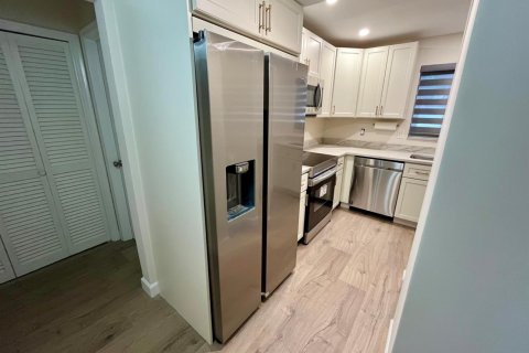 Copropriété à vendre à Lantana, Floride: 1 chambre, 69.31 m2 № 2146613 - photo 9
