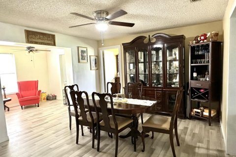 Villa ou maison à vendre à Okeechobee, Floride: 4 chambres, 313.08 m2 № 2182748 - photo 13