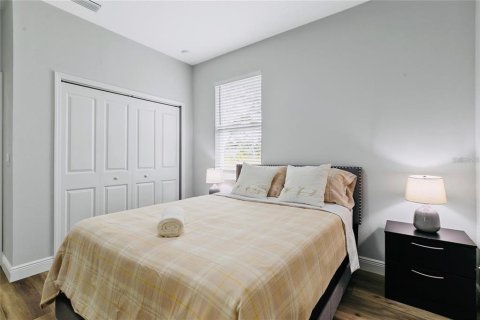 House in Port Charlotte, Florida 4 bedrooms, 151.99 sq.m. № 2233045 - photo 21