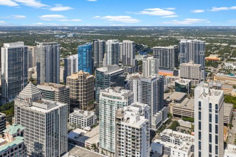 Condominio en venta en Fort Lauderdale, Florida, 1 dormitorio, 78.69 m2 № 2154073 - foto 8