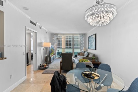 Condominio en venta en Fort Lauderdale, Florida, 1 dormitorio, 78.69 m2 № 2154073 - foto 11