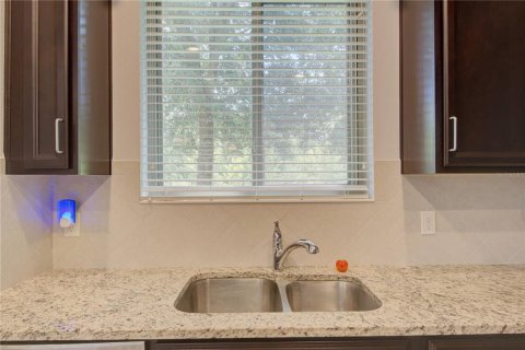 Adosado en venta en Orlando, Florida, 3 dormitorios, 159.51 m2 № 1881107 - foto 13