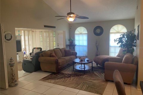Casa en venta en Bradenton, Florida, 3 dormitorios, 131.27 m2 № 1653856 - foto 4