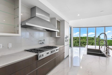 Condo in Tequesta, Florida, 3 bedrooms № 2082218 - photo 16
