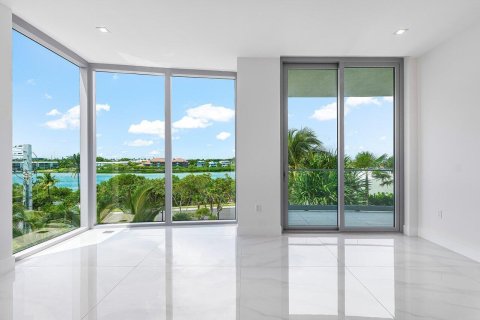 Condo in Tequesta, Florida, 3 bedrooms № 2082218 - photo 12
