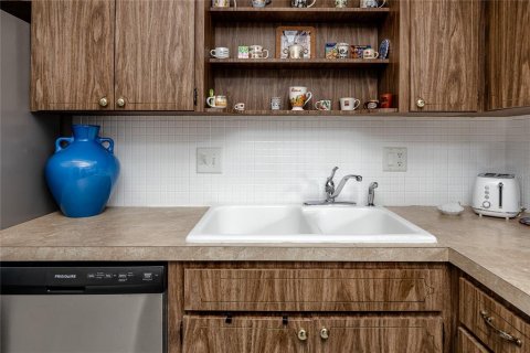 Copropriété à vendre à Saint Petersburg, Floride: 1 chambre, 72.46 m2 № 1876453 - photo 14