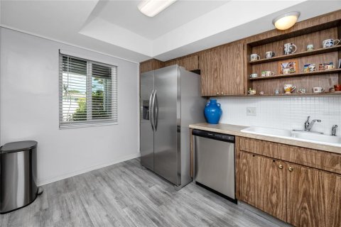 Copropriété à vendre à Saint Petersburg, Floride: 1 chambre, 72.46 m2 № 1876453 - photo 11