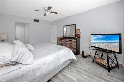 Copropriété à vendre à Saint Petersburg, Floride: 1 chambre, 72.46 m2 № 1876453 - photo 27