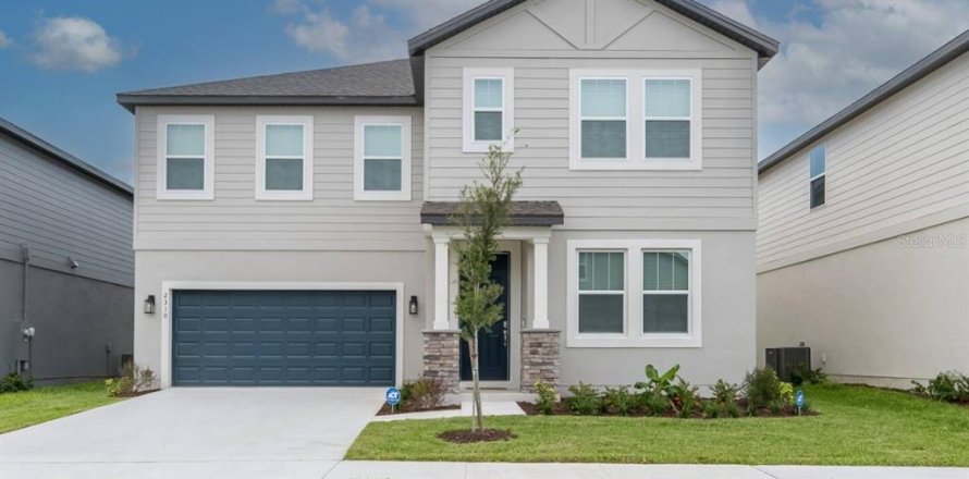 House in Davenport, Florida 4 bedrooms, 285.58 sq.m. № 1900810