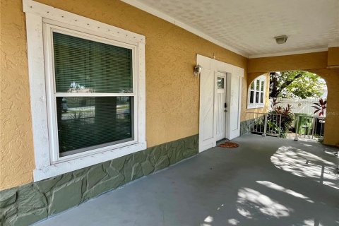 Villa ou maison à louer à Tampa, Floride: 3 chambres, 142.42 m2 № 2427161 - photo 3