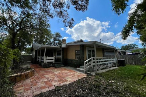 Villa ou maison à louer à Tampa, Floride: 3 chambres, 142.42 m2 № 2427161 - photo 25
