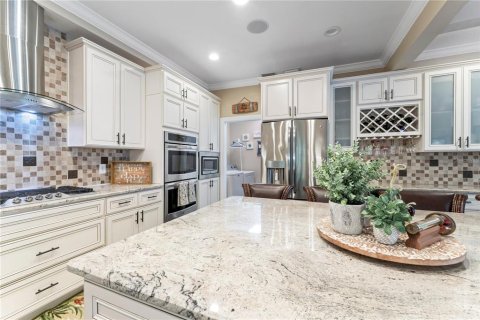 House in Tampa, Florida 4 bedrooms, 252.14 sq.m. № 1663154 - photo 18