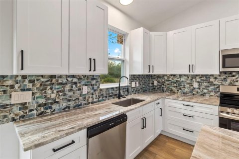 Villa ou maison à vendre à North Port, Floride: 3 chambres, 119.38 m2 № 1567961 - photo 12