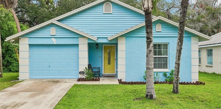 Villa ou maison à Tampa, Floride 3 chambres, 127.37 m2 № 2298089