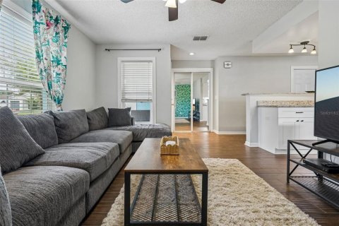 Villa ou maison à vendre à Tampa, Floride: 3 chambres, 127.37 m2 № 2298089 - photo 4