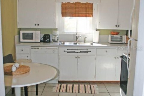 Apartamento en alquiler en New Smyrna Beach, Florida, 1 dormitorio, 61.5 m2 № 1394139 - foto 9