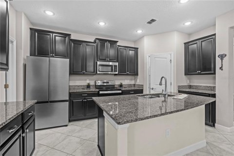 House in Riverview, Florida 4 bedrooms, 191.1 sq.m. № 1795353 - photo 24