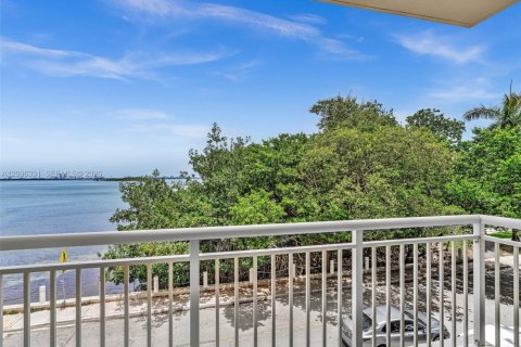 Copropriété à louer à Miami, Floride: 2 chambres, 121.05 m2 № 2388494 - photo 17