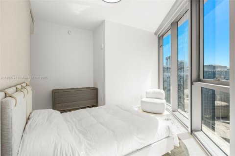 Condominio en venta en Miami, Florida, 3 dormitorios, 195.19 m2 № 2013083 - foto 27