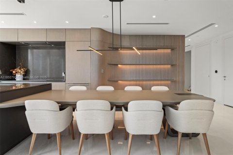 Condominio en venta en Miami, Florida, 3 dormitorios, 195.19 m2 № 2013083 - foto 6