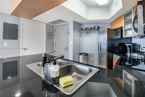 Снять в аренду кондоминиум в Майами, Флорида 1 спальня, 97.36м2, № 1932361 - фото 22