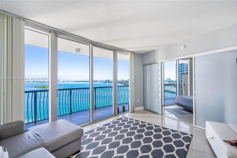 Снять в аренду кондоминиум в Майами, Флорида 1 спальня, 97.36м2, № 1932361 - фото 14