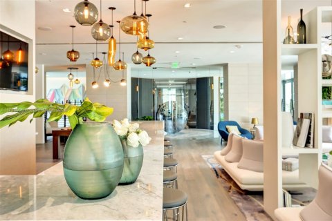 Condo in Miami, Florida, 1 bedroom  № 1862050 - photo 27