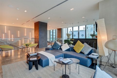 Condo in Miami, Florida, 1 bedroom  № 1862050 - photo 30