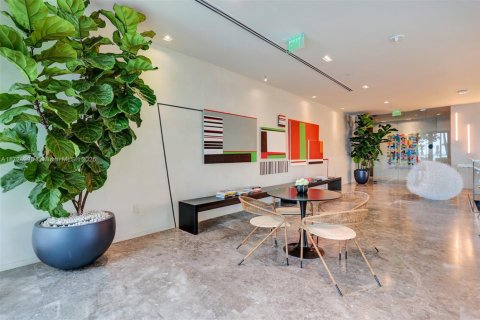 Condo in Miami, Florida, 1 bedroom  № 1862050 - photo 29