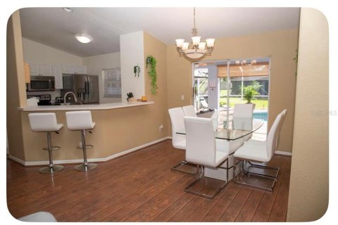 House in North Port, Florida 3 bedrooms, 122.45 sq.m. № 2218670 - photo 8