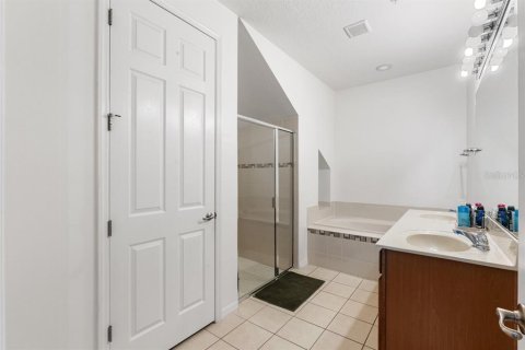Touwnhouse à vendre à Orlando, Floride: 3 chambres, 154.96 m2 № 1904960 - photo 17