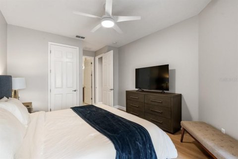 Touwnhouse à vendre à Orlando, Floride: 3 chambres, 154.96 m2 № 1904960 - photo 12