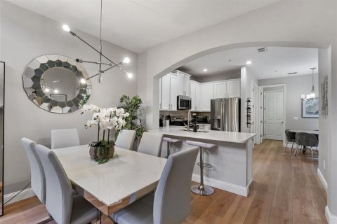 Touwnhouse à vendre à Orlando, Floride: 3 chambres, 154.96 m2 № 1904960 - photo 3