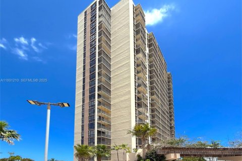 Copropriété à vendre à Aventura, Floride: 2 chambres, 107.49 m2 № 1990102 - photo 1