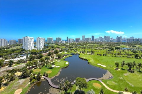 Copropriété à vendre à Aventura, Floride: 2 chambres, 107.49 m2 № 1990102 - photo 22