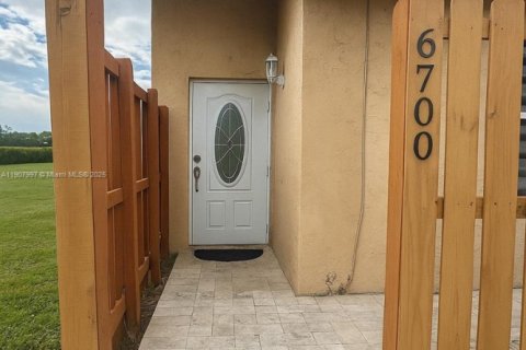 Купить таунхаус в Хайалиа, Флорида 3 спальни, 101.54м2, № 1964282 - фото 3